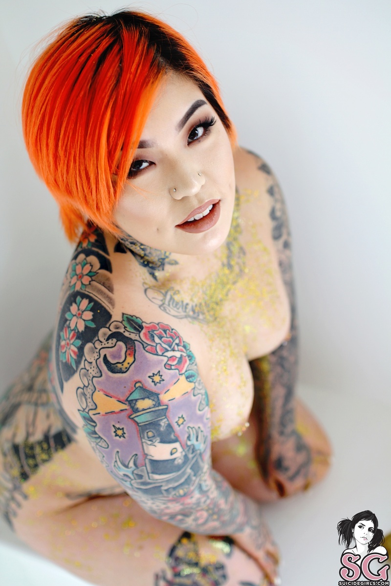 booteasee-drippingingold-29.jpg