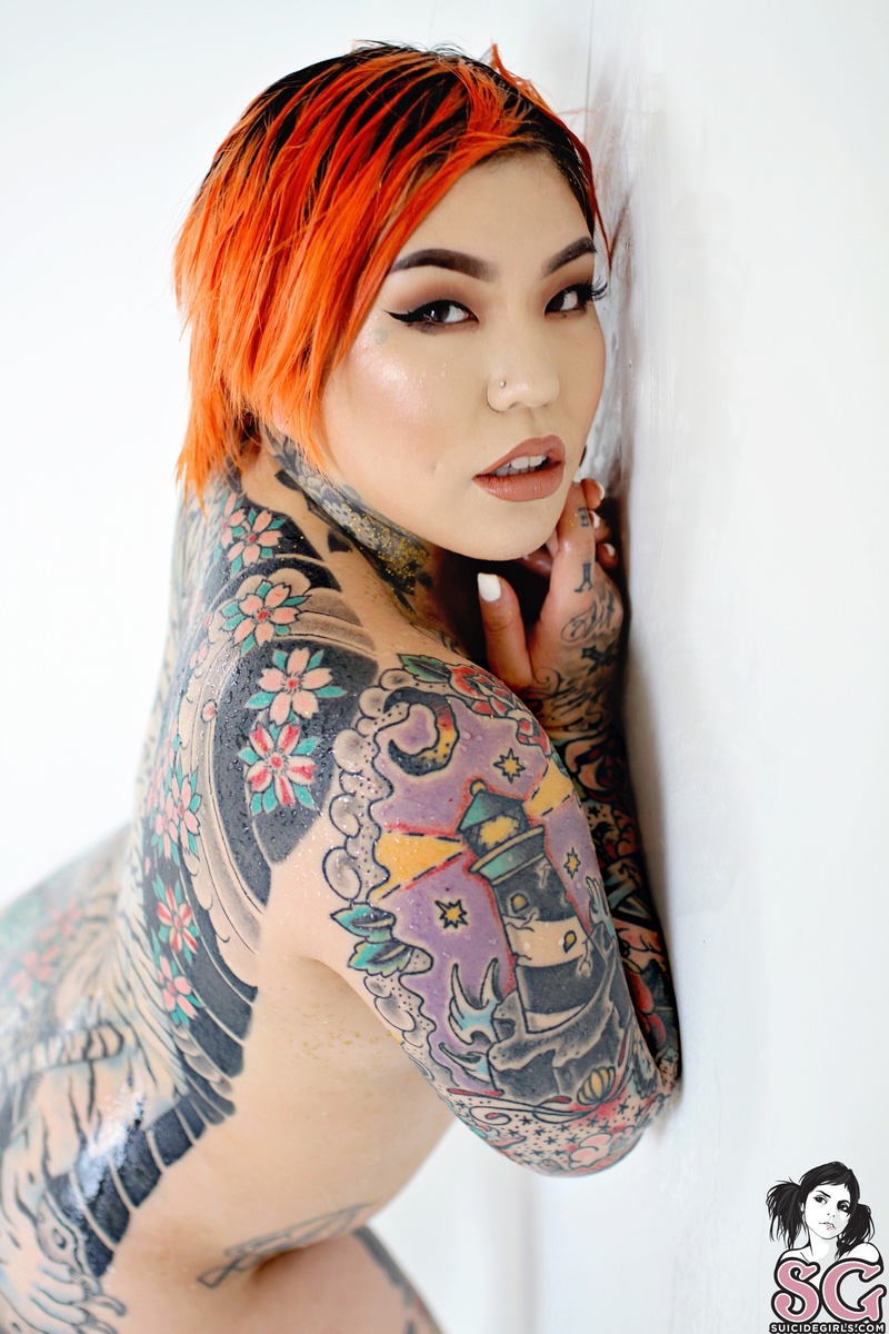booteasee-drippingingold-33.jpg
