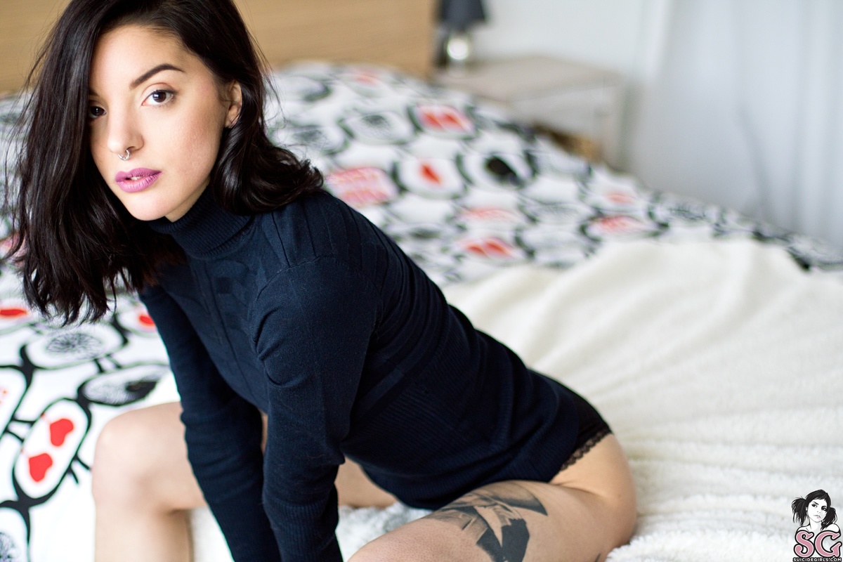 skywonder-babydollneedarocknroll-05.jpg