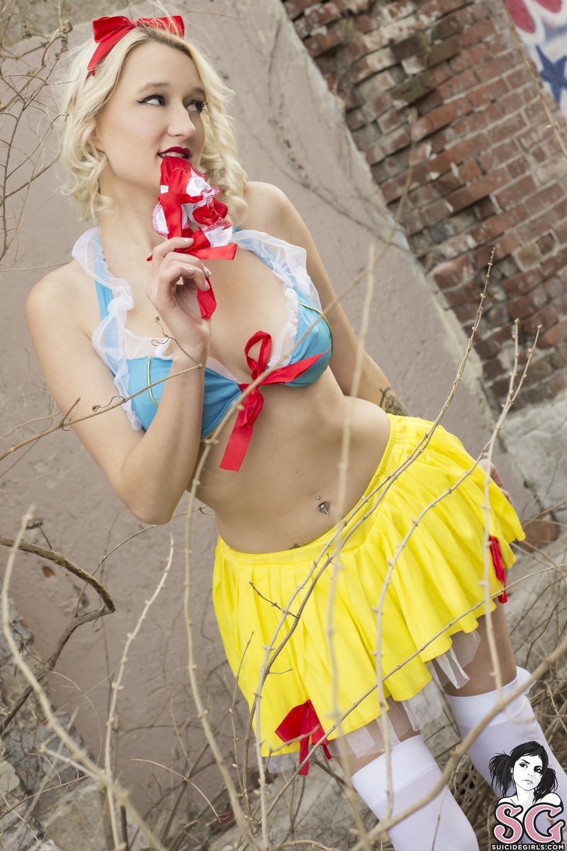 evelyndoll83-sultrysnowwhite-39.jpg