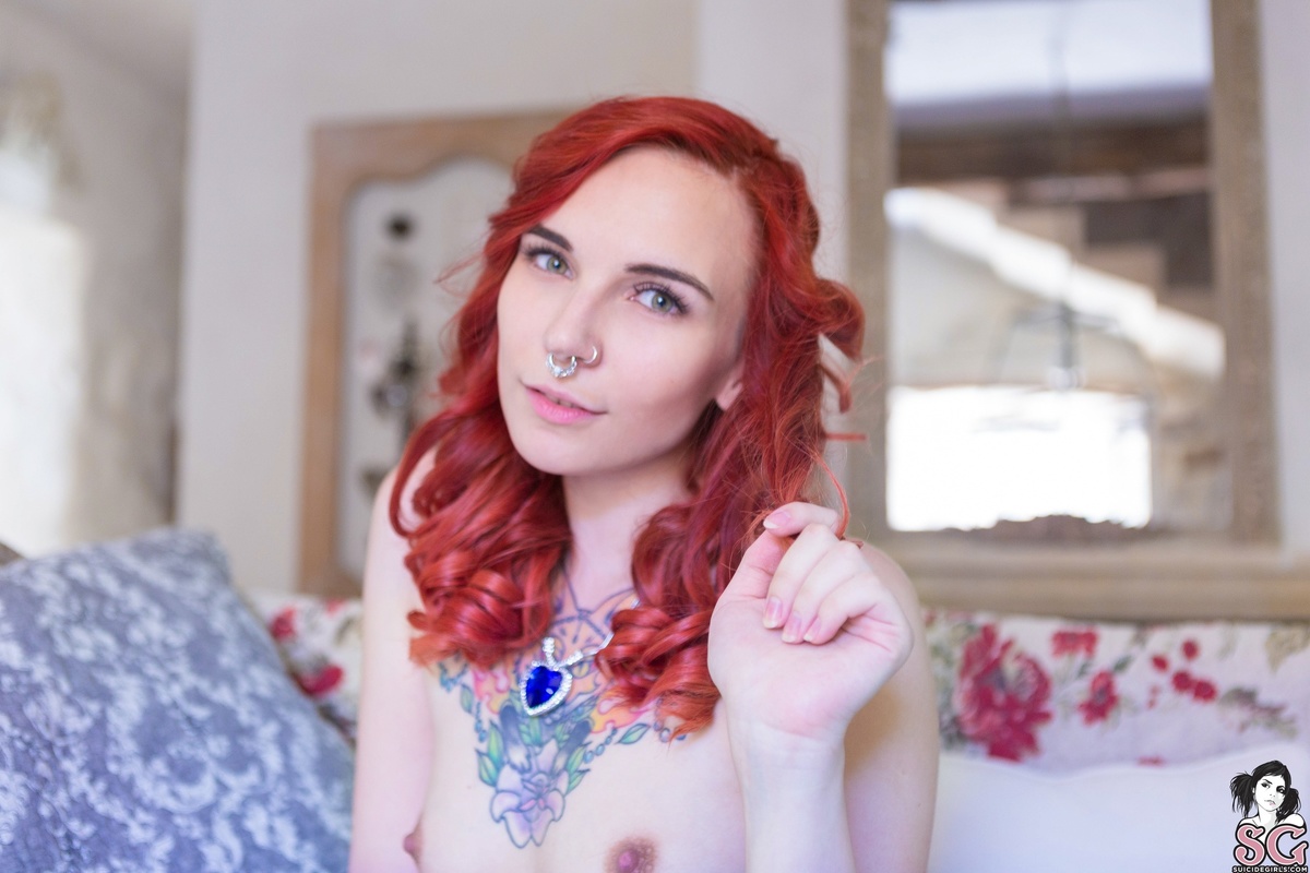 ivylina-likeoneofyourfrenchgirls-11.jpg