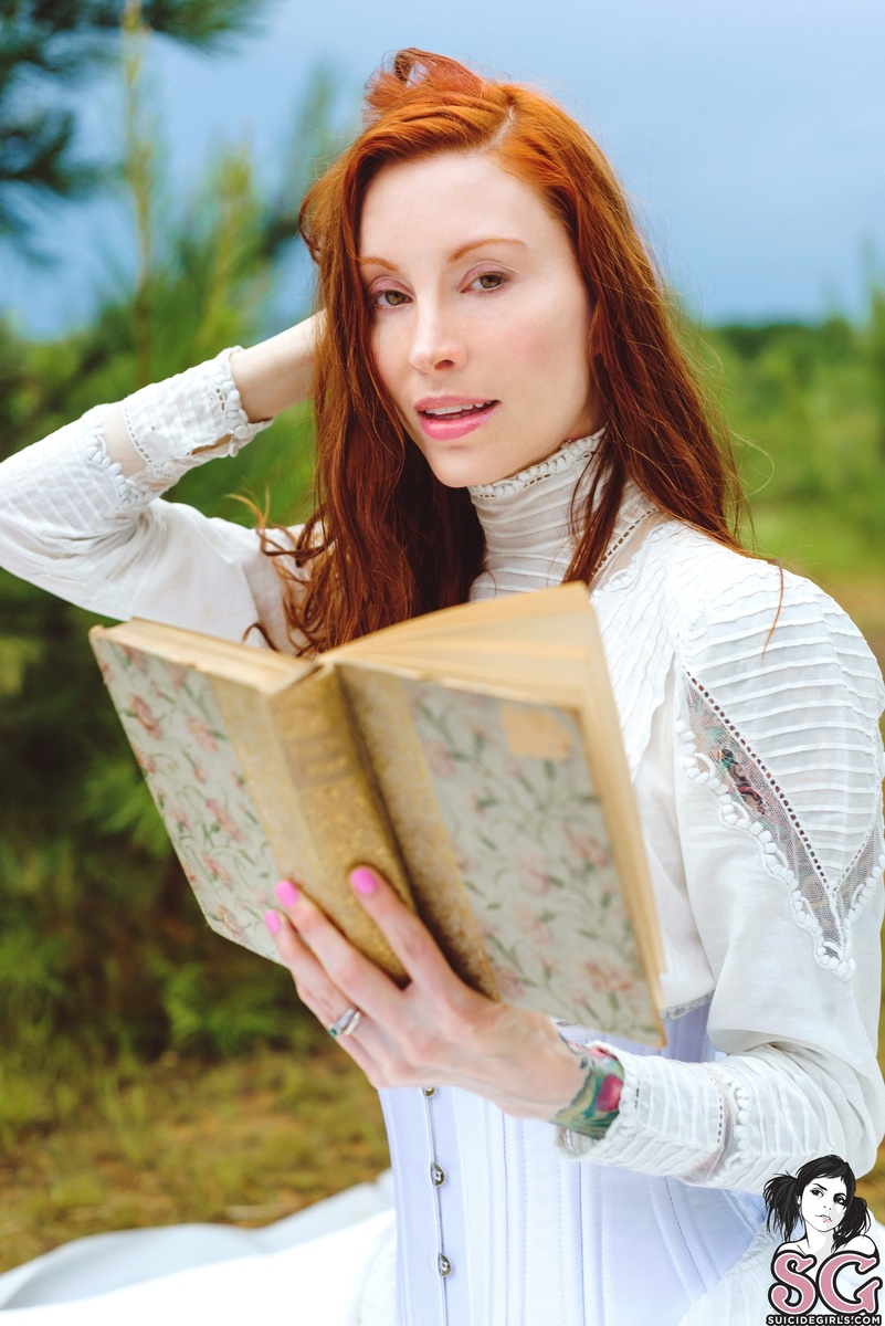 libris-anneofgreengables-09.jpg