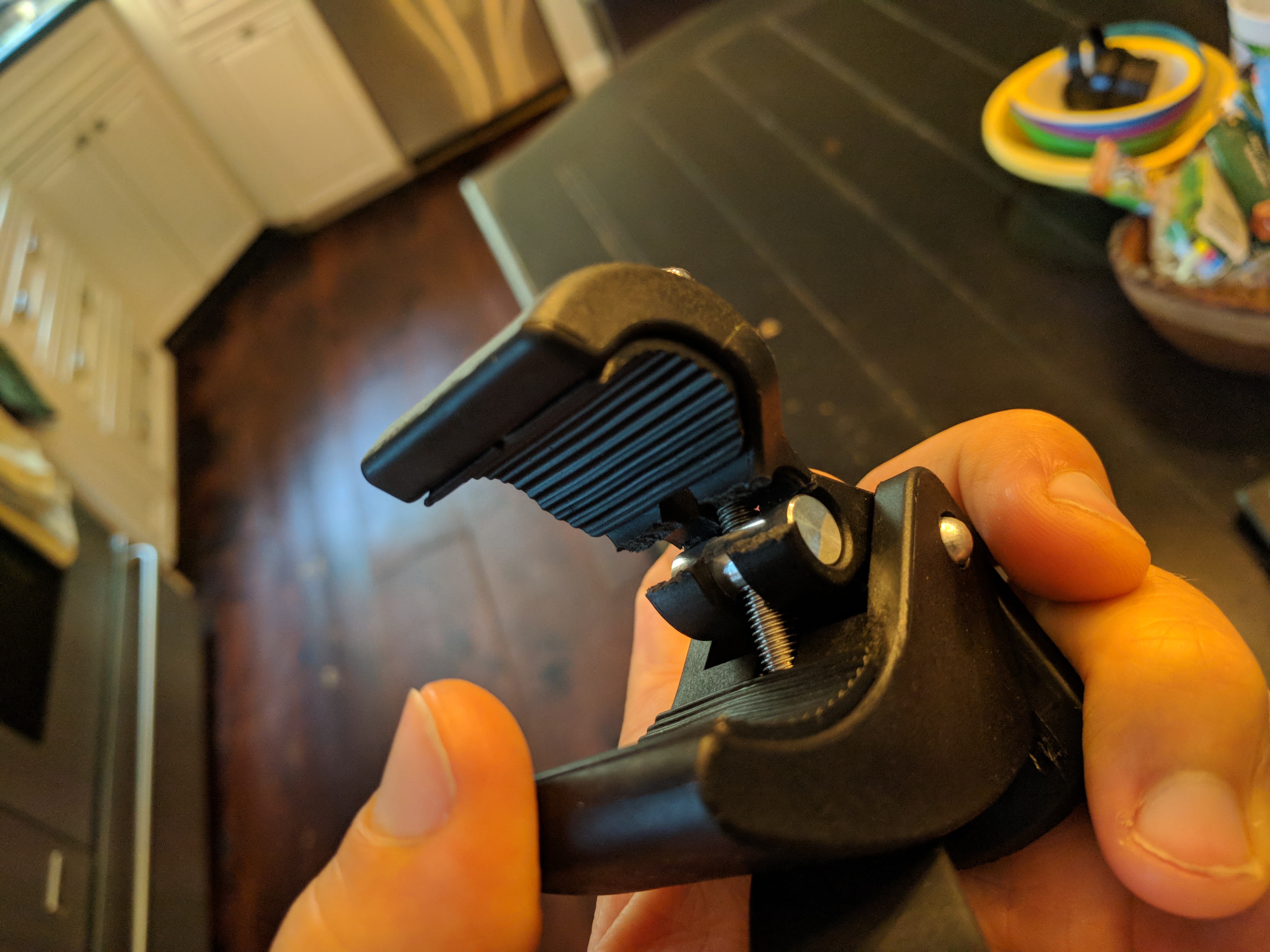 Broken mount