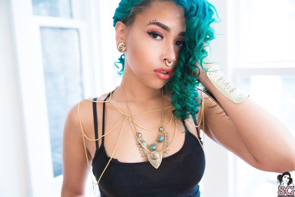 delmo-persephonesbloom-05.jpg