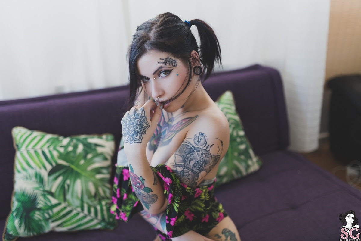vannacut-sweetserialkiller-03.jpg