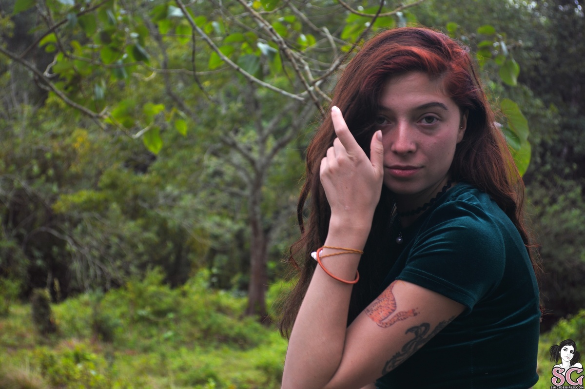 celince-throughthejungle-09.jpg