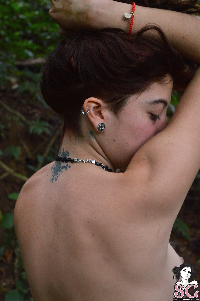 celince-throughthejungle-25.jpg
