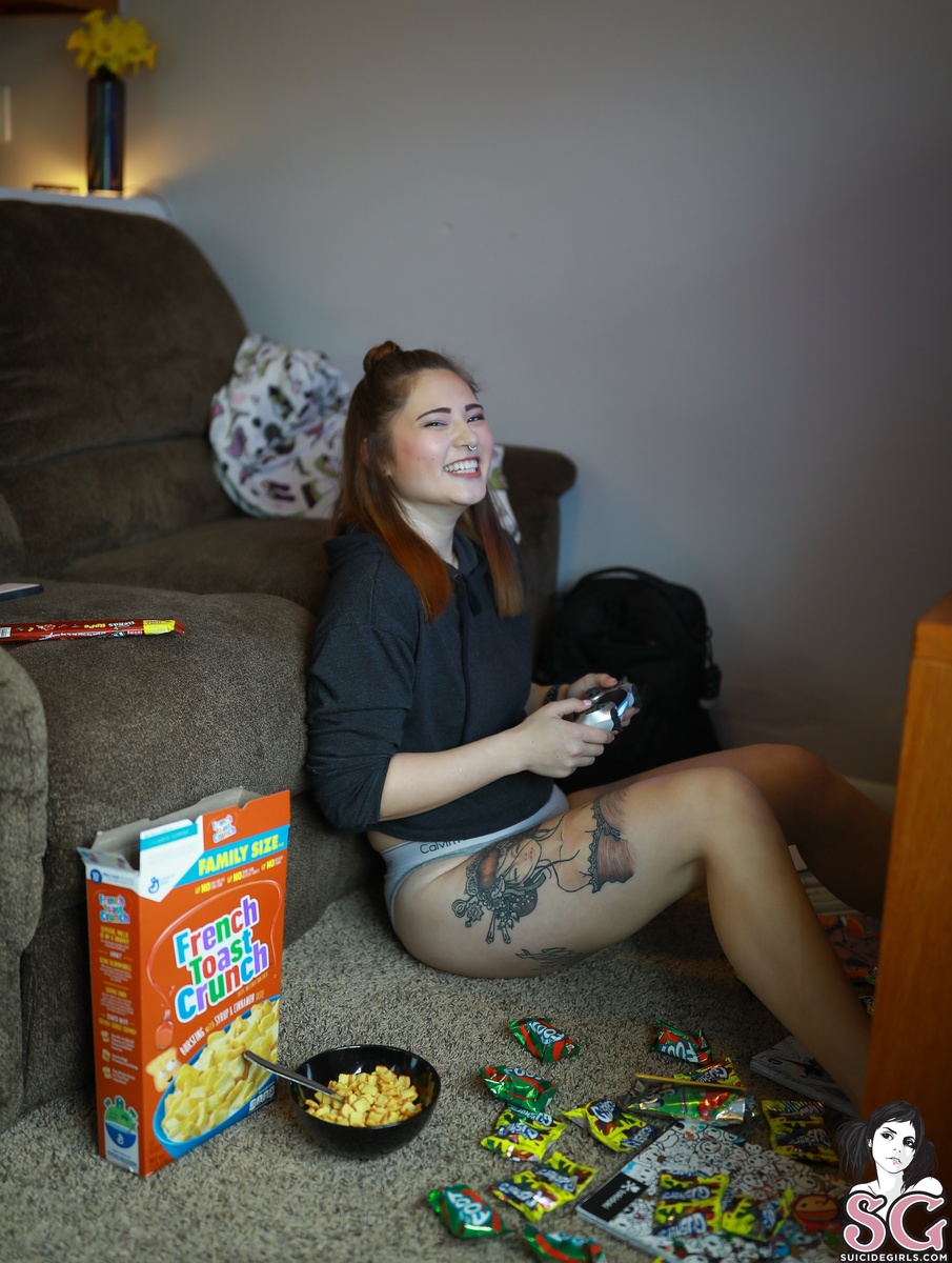 halfasianbarbie-lazysunday-01.jpg