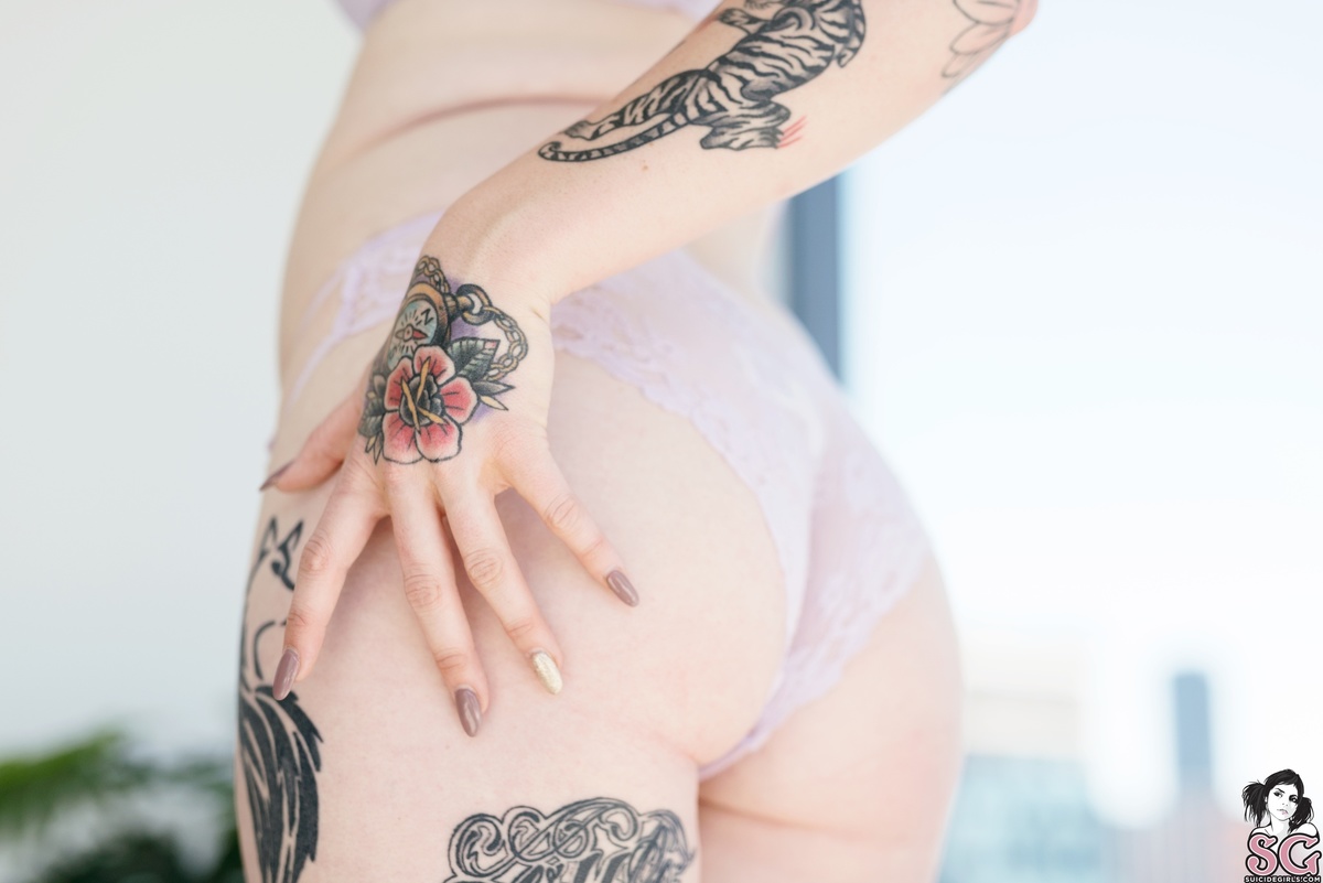 vinnierex-justagirl-09.jpg