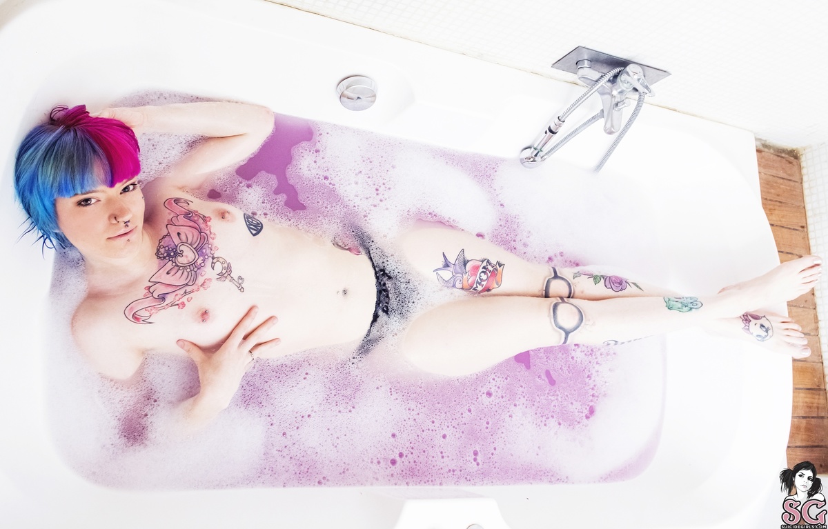 bonibel-coldwater-33.jpg