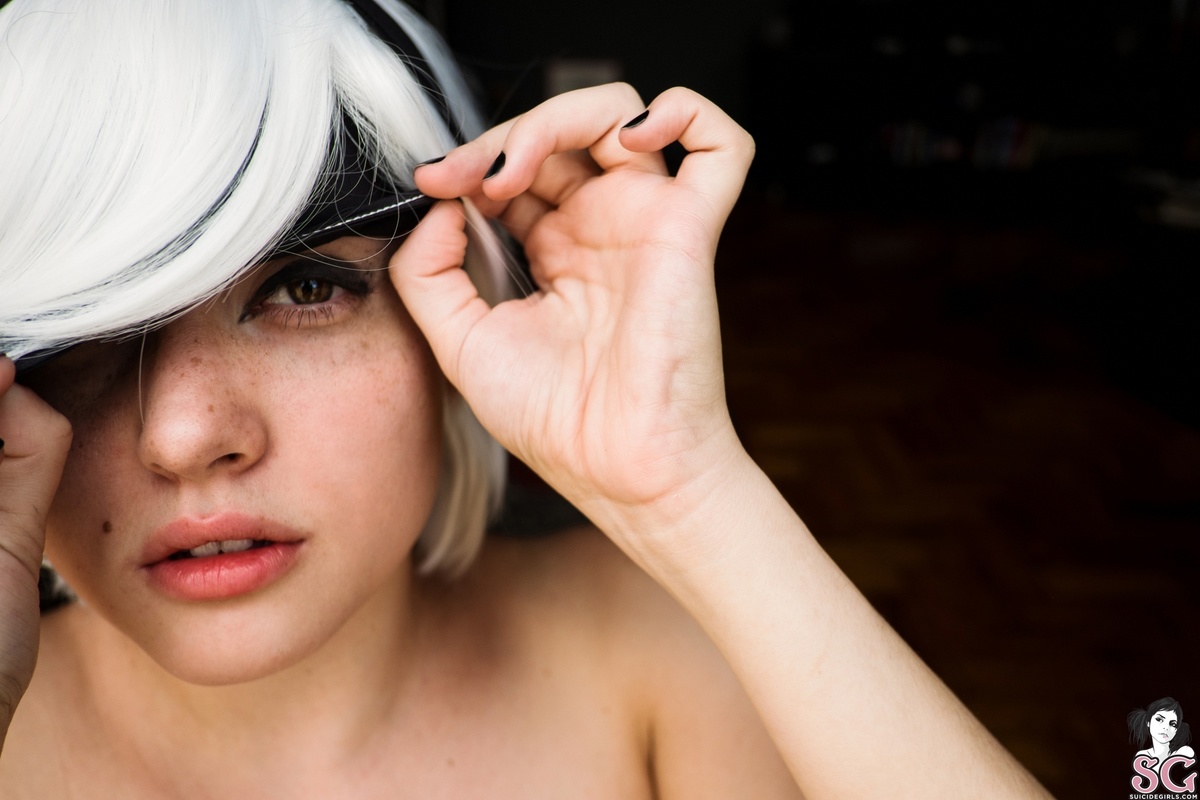 lollahattori-nierautomata2b-13.jpg