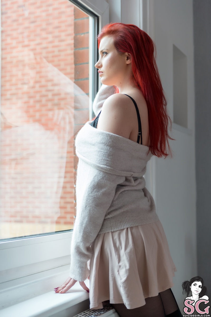 redhead23-roomwithaview-03.jpg
