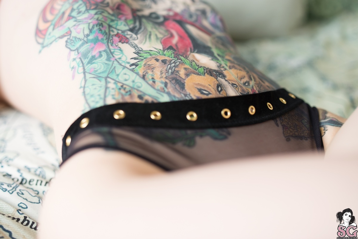 katlady-weirdgirl-23.jpg
