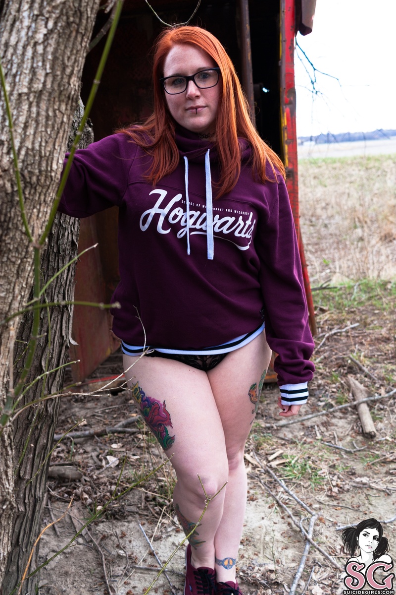 aleshanee-derailed-15.jpg