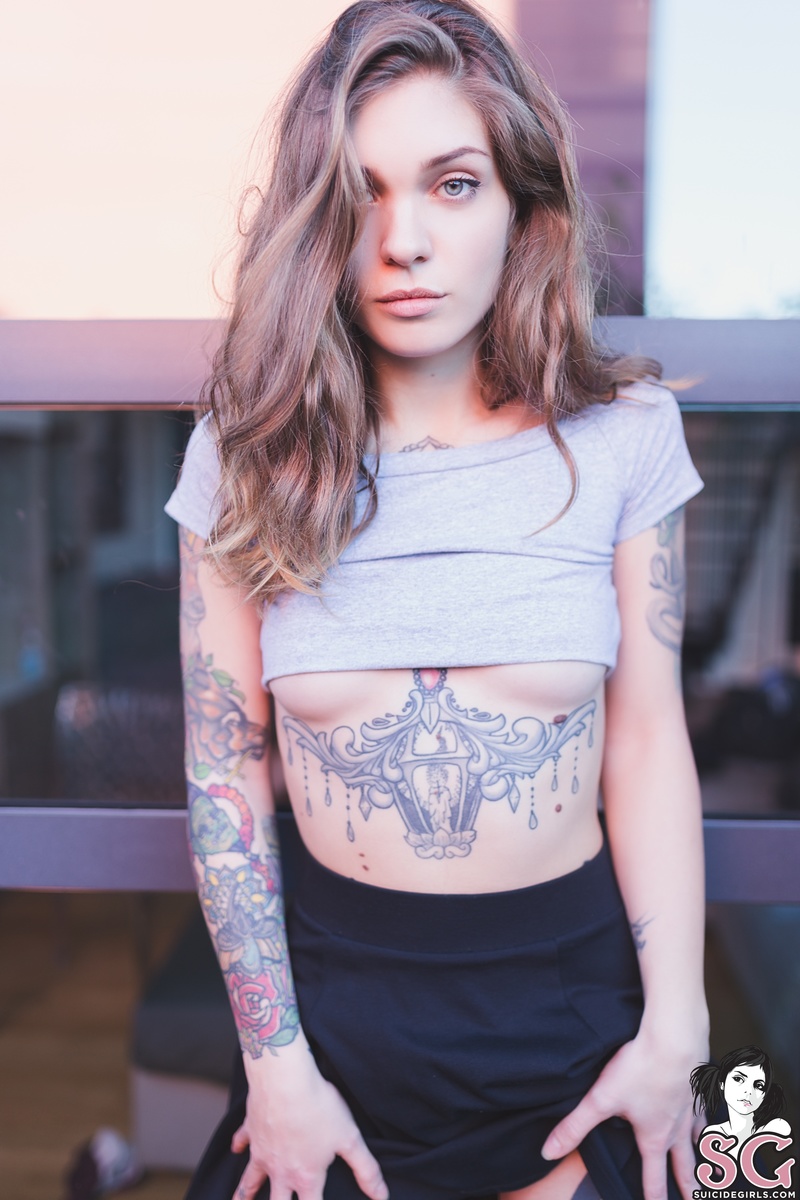borquita-whenthesungoesdown-07.jpg
