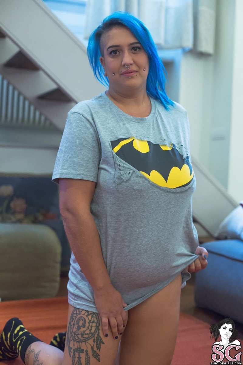 randax-gothamgirl-07.jpg