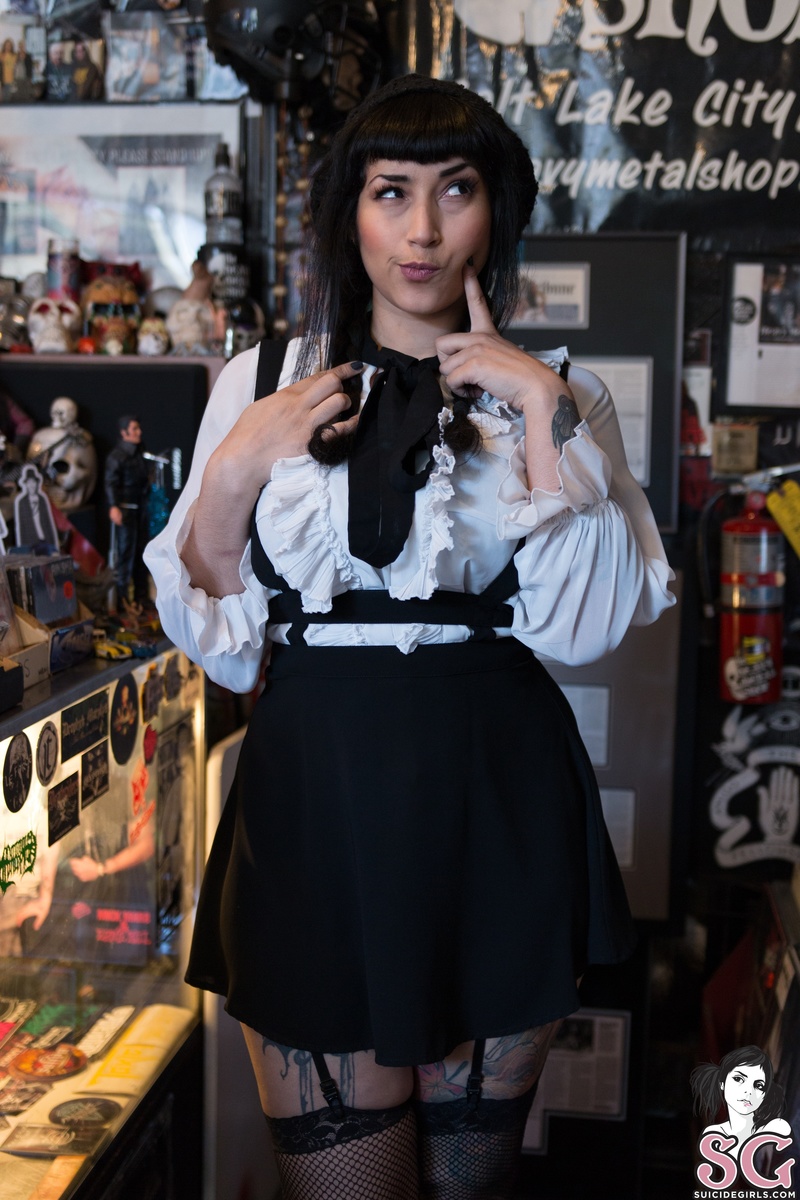 nattestid-heavymetalmademedoit-03.jpg