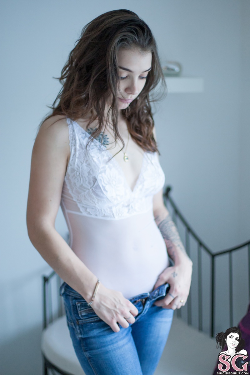 pialora-ibelongtoyou-05.jpg