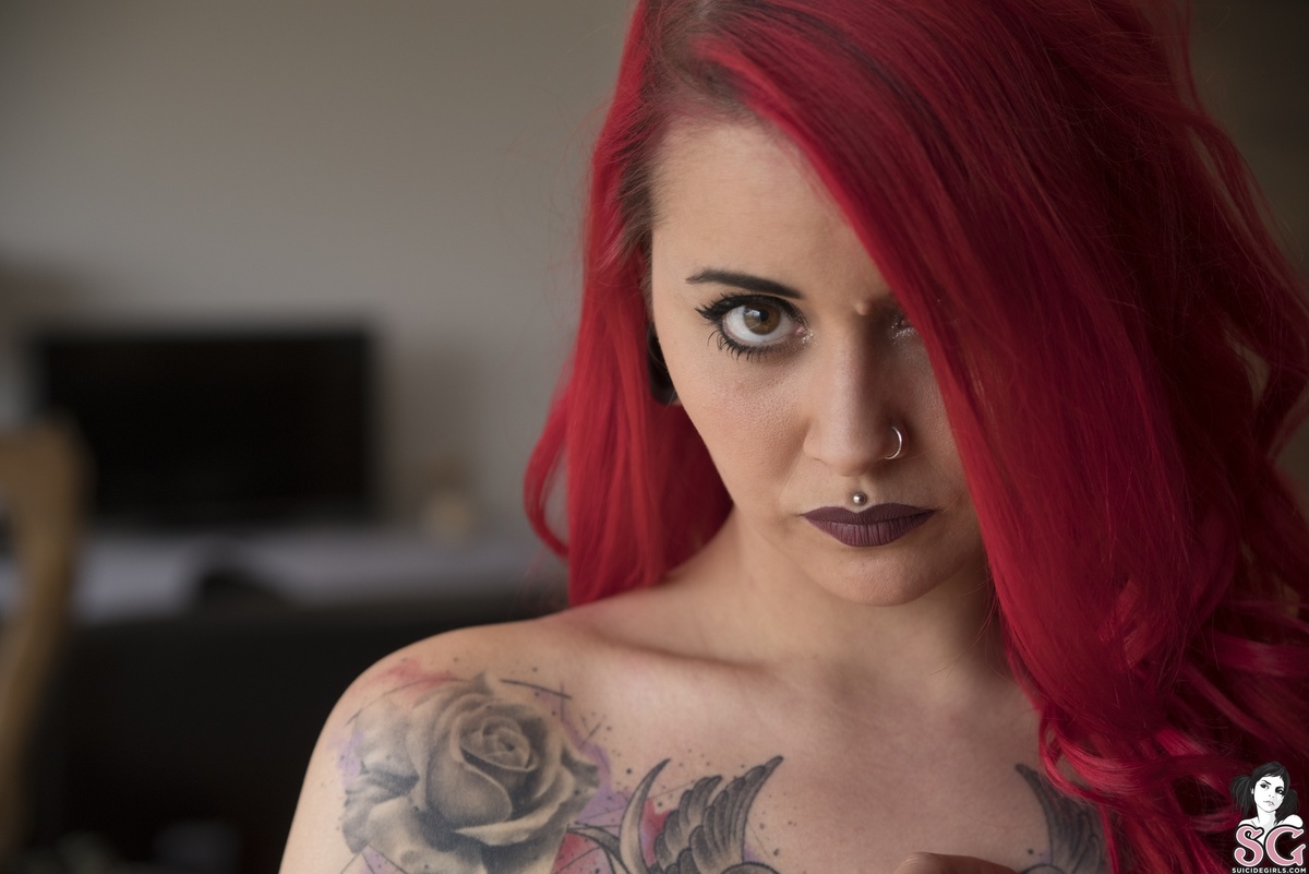 ladyparadize-redpassion-37.jpg