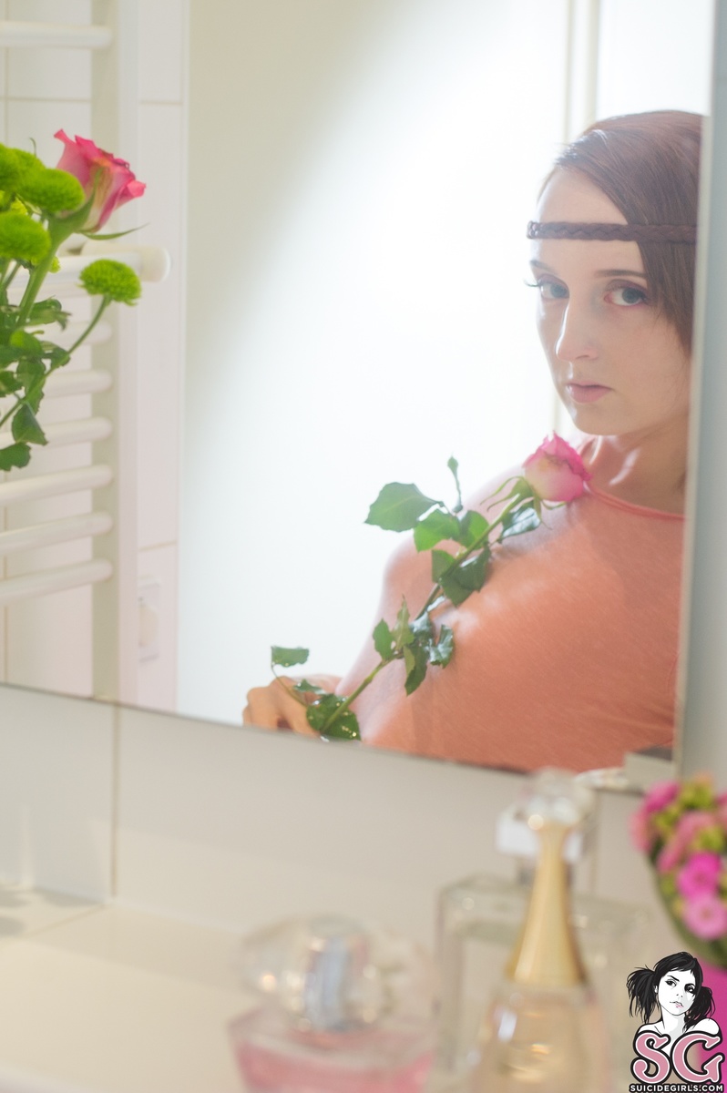 rush-milkypetals-07.jpg