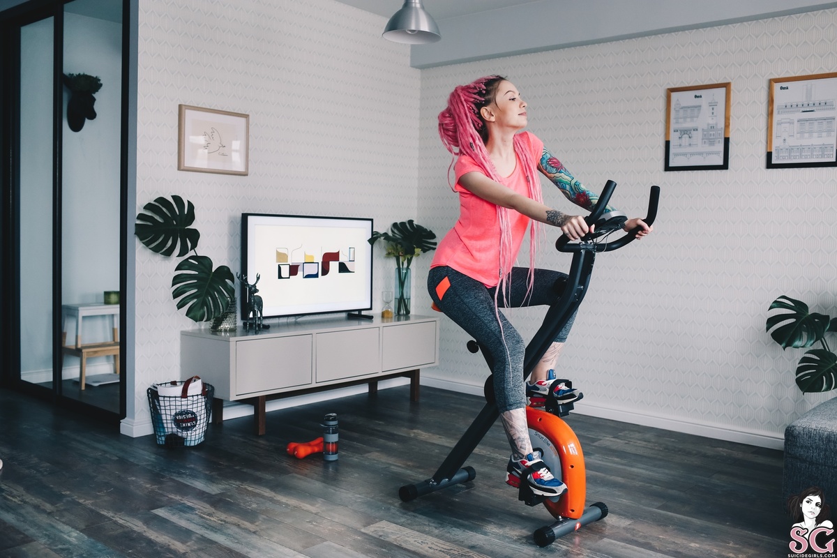 tinaruzina-morningworkout-01.jpg