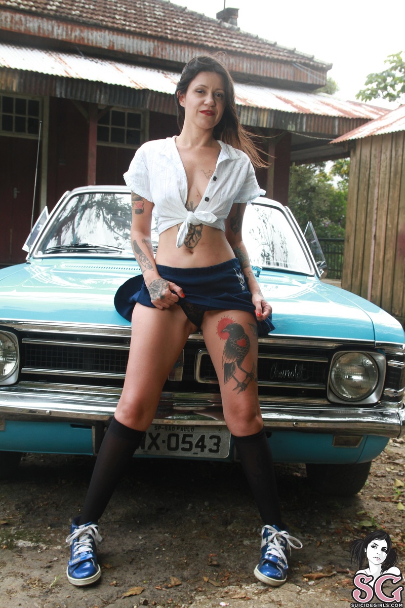 tatirockers-drivergirl-05.jpg