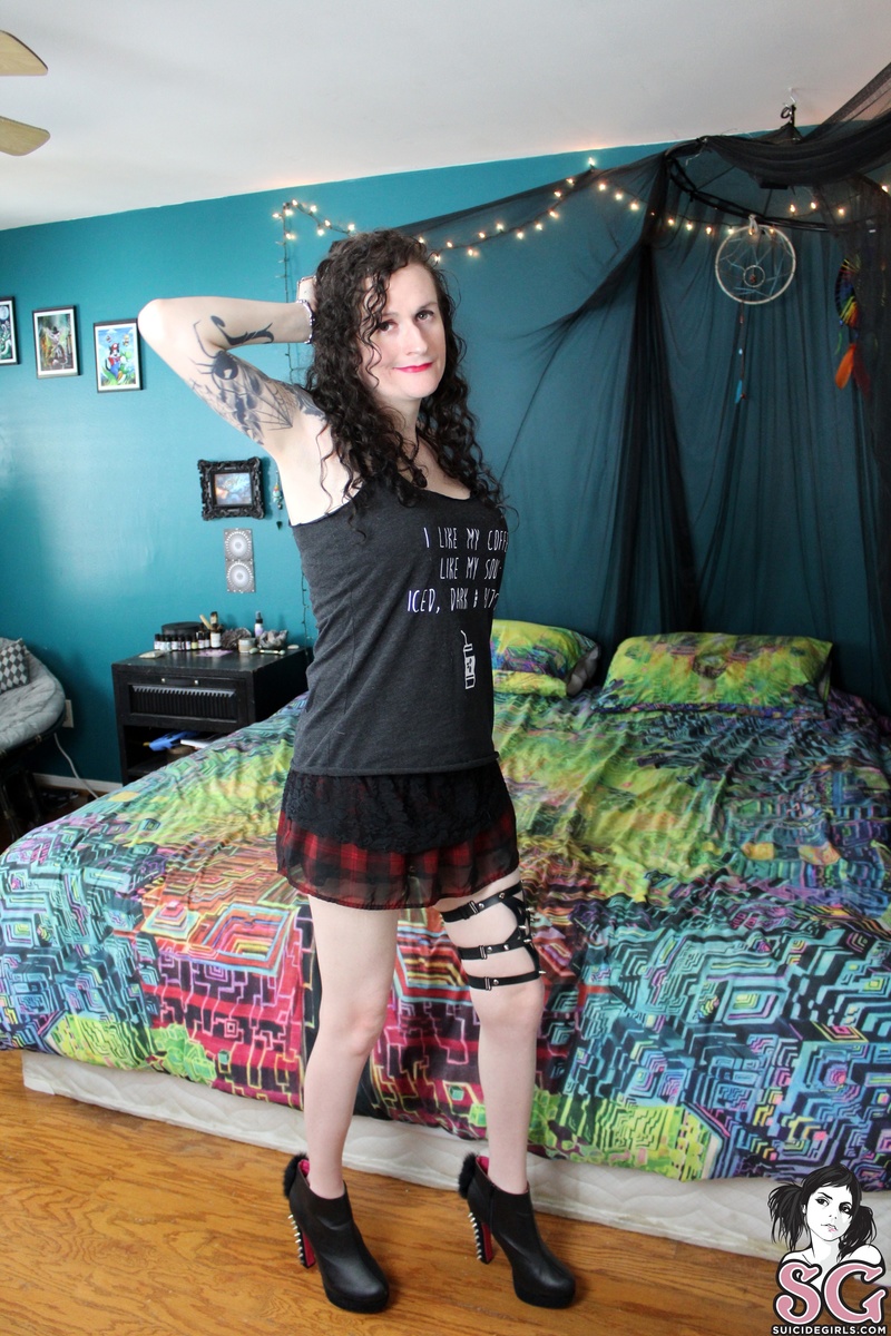 lyrashae-phsychedelia-05.jpg