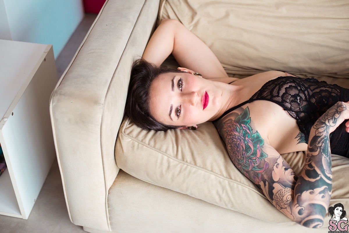 dannymiquita-corpocoloratoelabbrarosse-07.jpg