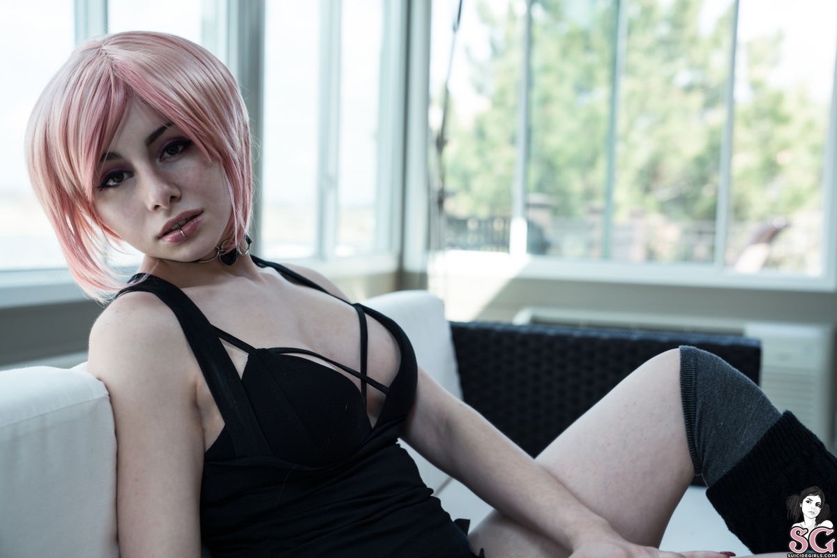 lust-pinkrathian-01.jpg