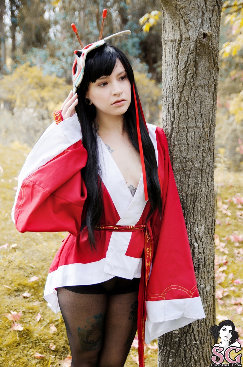 atamiraxia-akaihananojoo-01.jpg