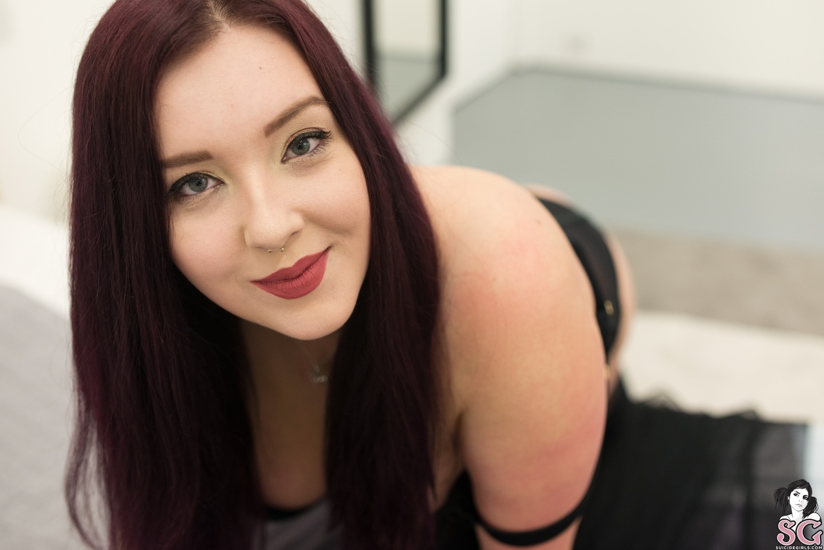 rosieleigh-wholelottarosie-11.jpg