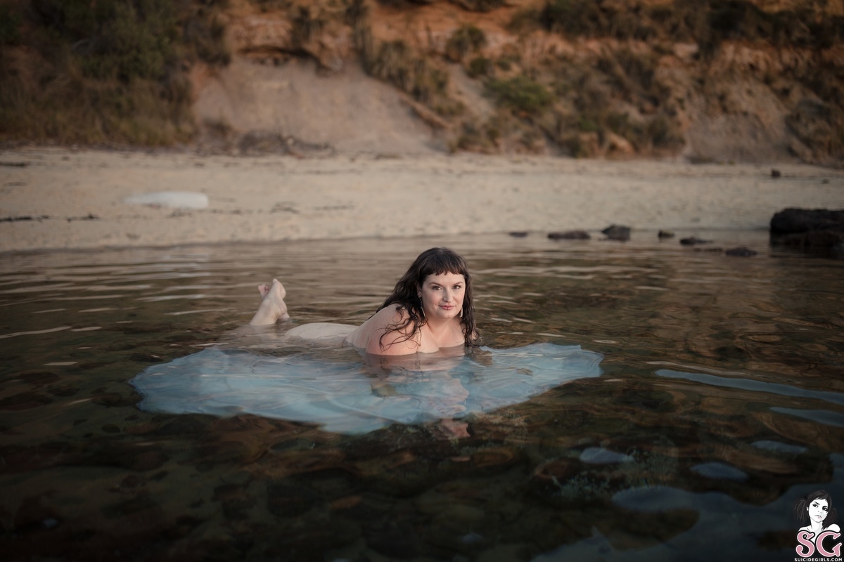 hyperballad-weddingbelle-33.jpg