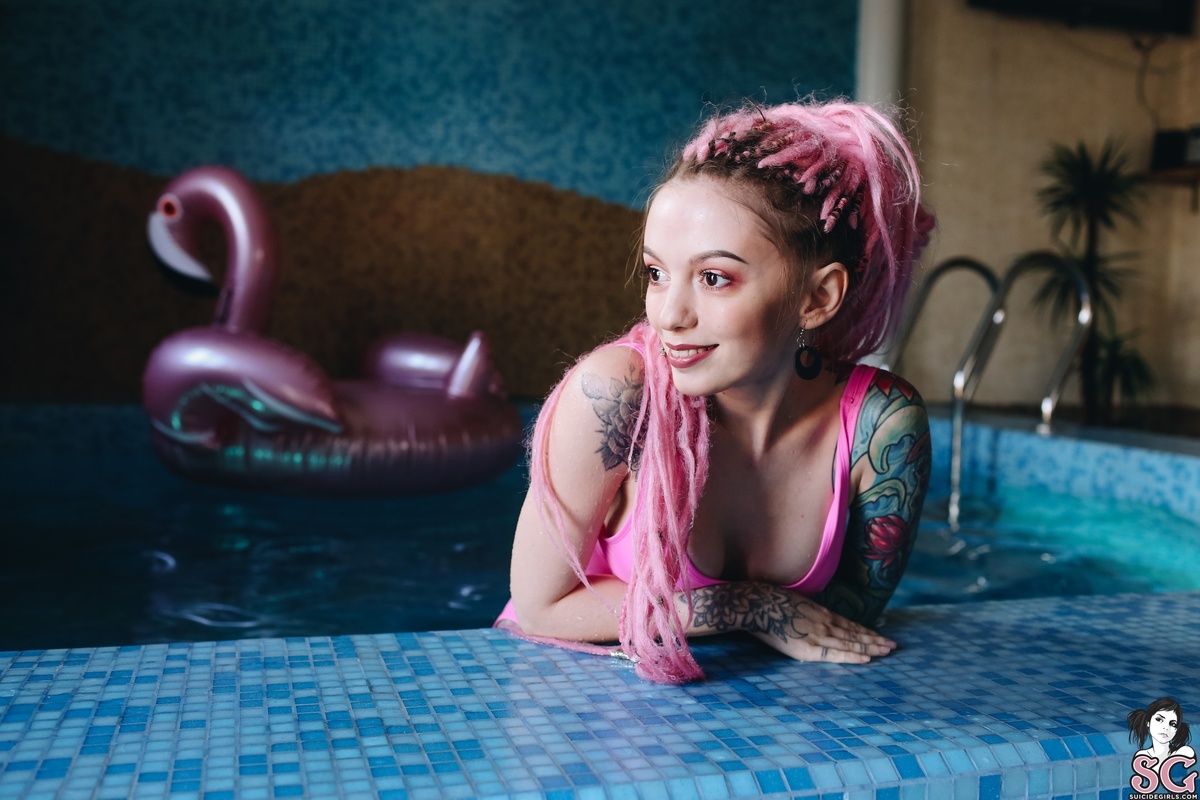 tinaruzina-pinkflamingogirl-11.jpg