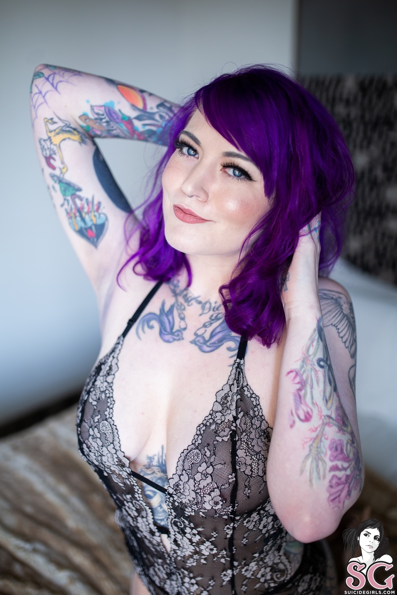 rosie-ultraviolet-13.jpg