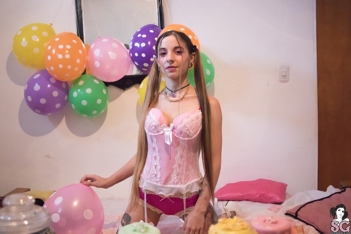 bachmanluciana-candyshop-01.jpg