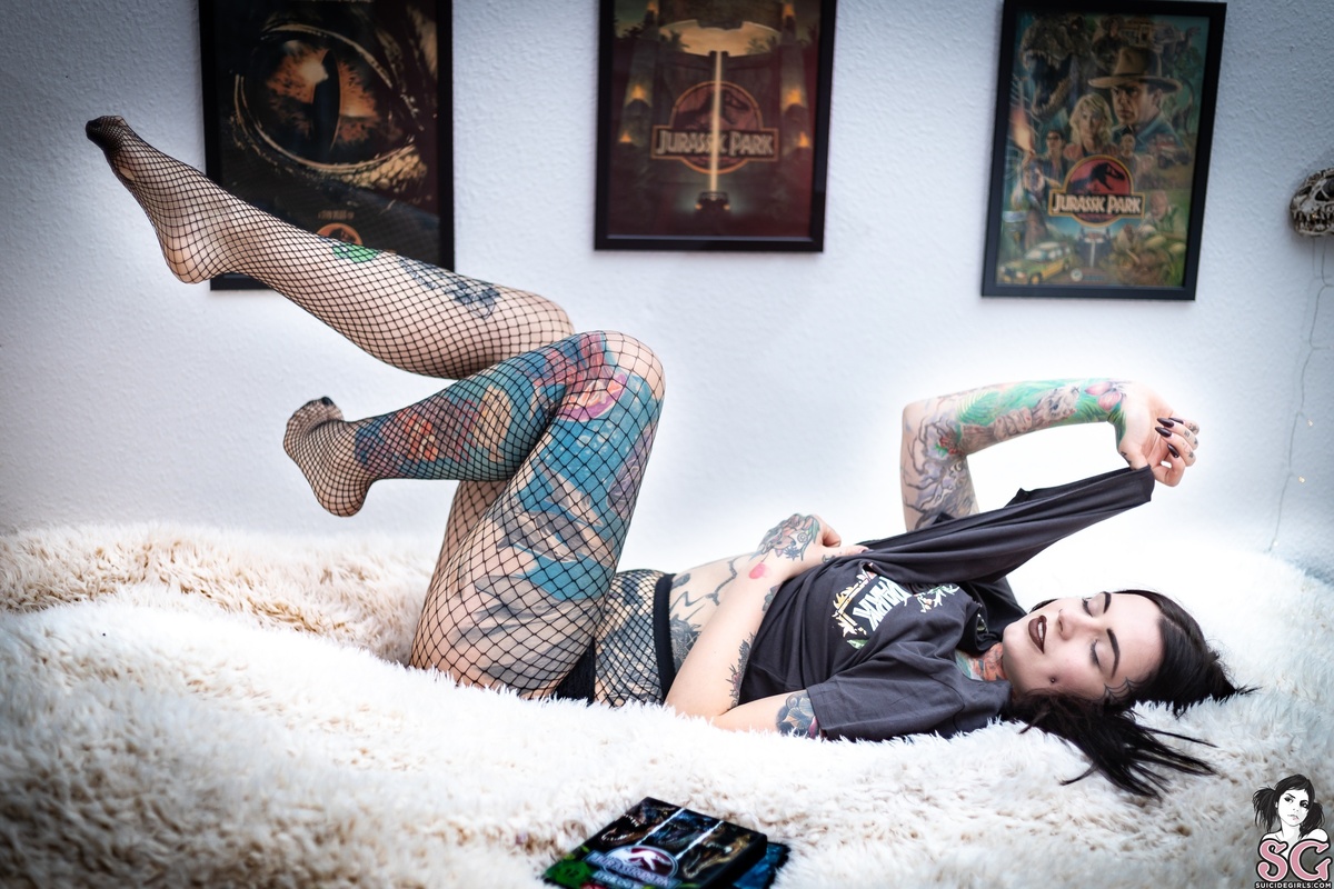 toxyfoxy-lifefindsaway-07.jpg