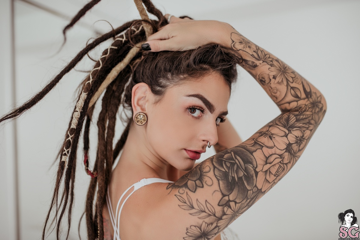 dread-paranoid-05.jpg