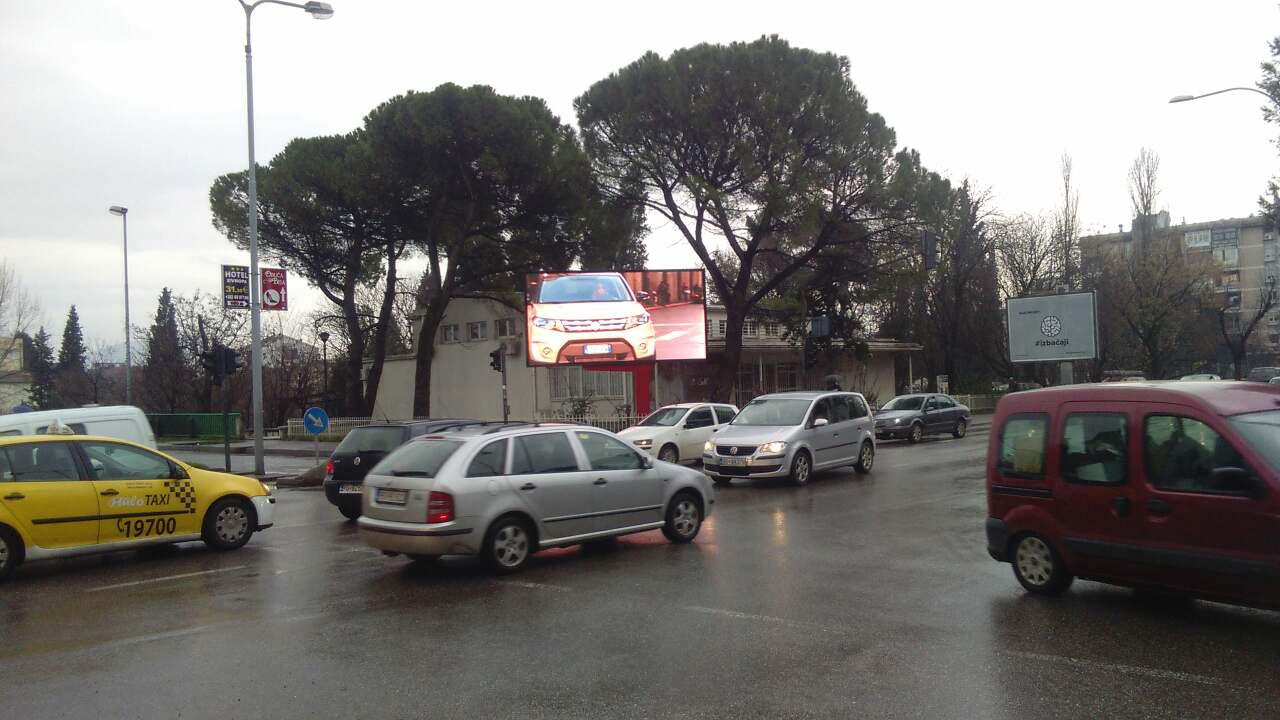 LED-display-33-PG1841_2.jpg