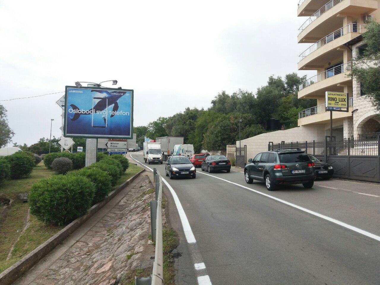 10951664_3.jpg