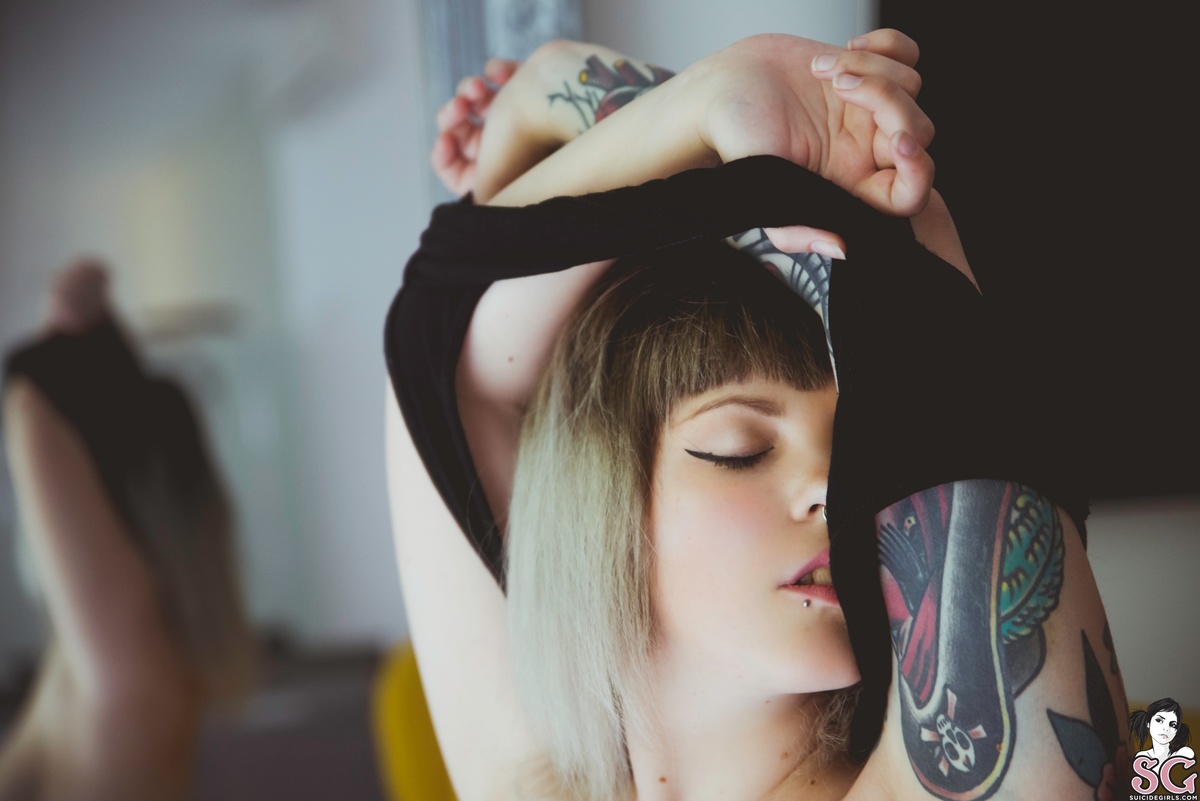 renegade-youcurselove-29.jpg