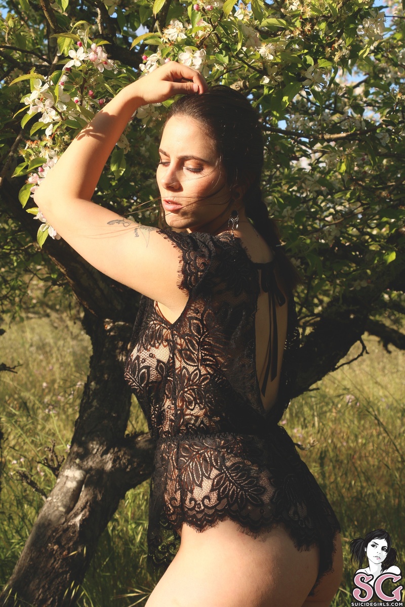 divinee-champagnespring-03.jpg