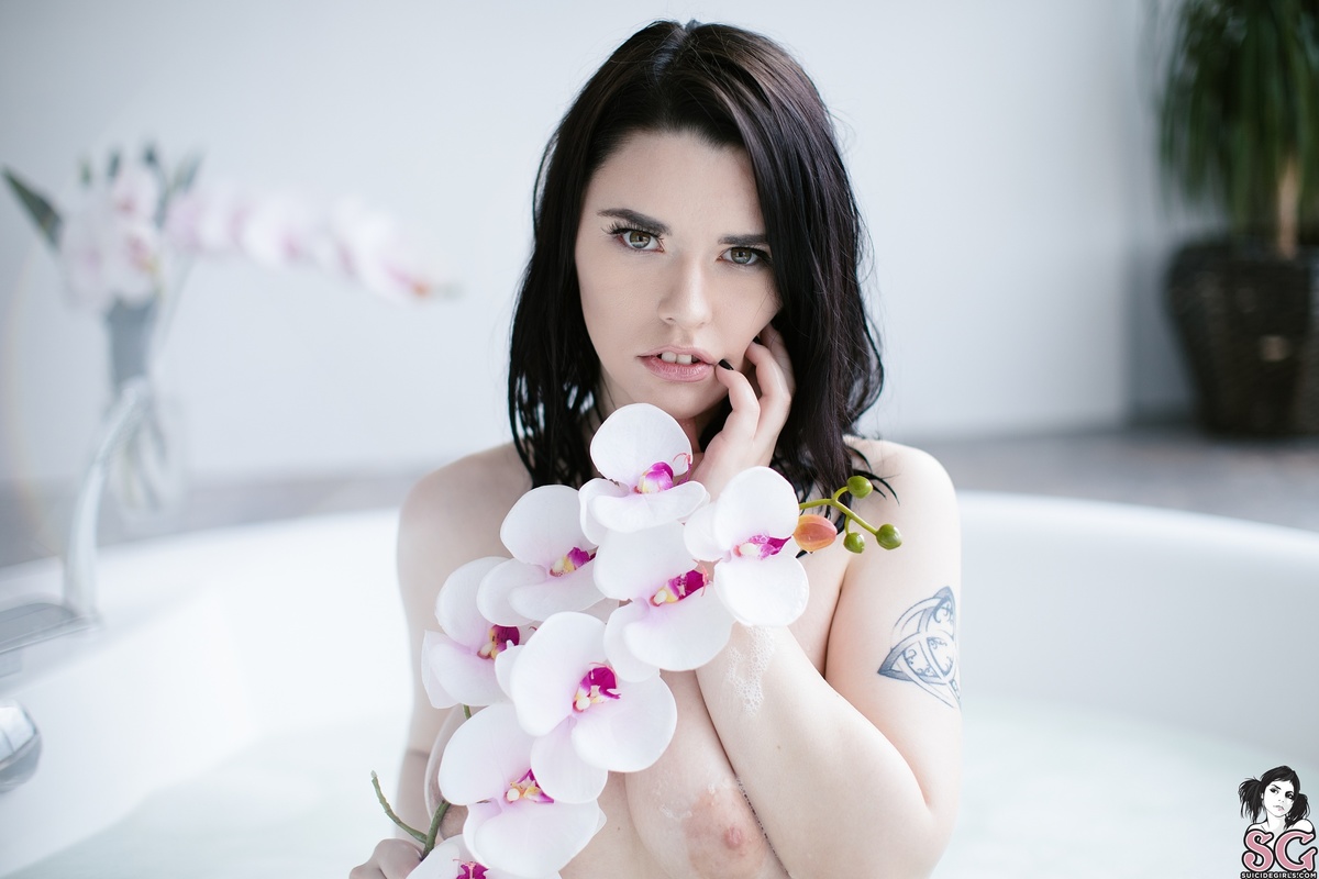 cabani-morningbath-23.jpg