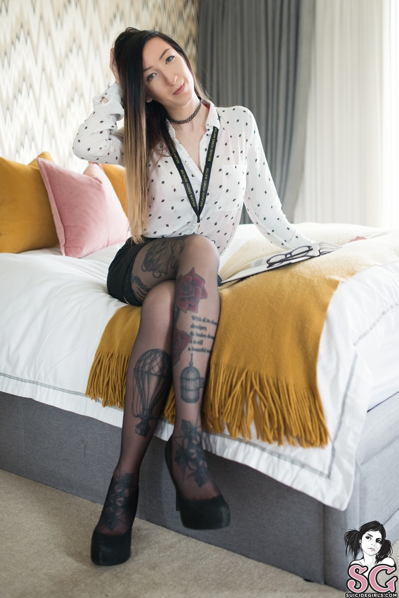 phianixx-outofoffice-05.jpg