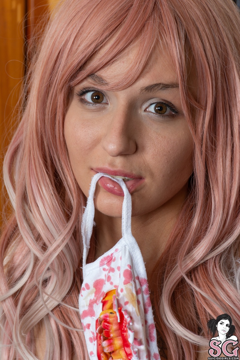 lilydoll-noticemesenpai-05.jpg