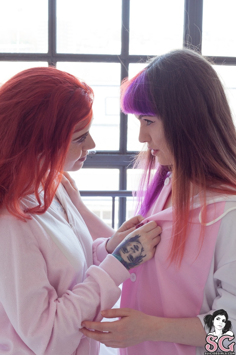 raphaelite-unicornslumberparty-05.jpg