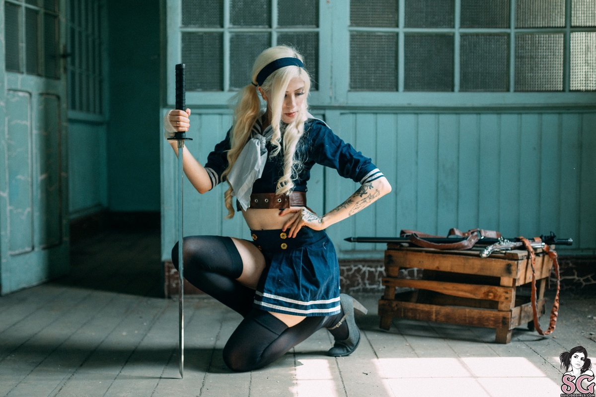 serenna-youhavealltheweaponsyouneednowfight-15.jpg