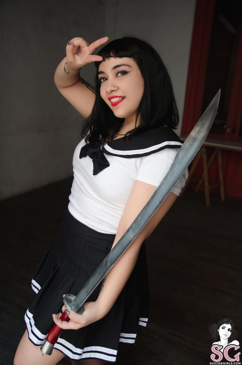karenyna-tsukinotenshi-07.jpg