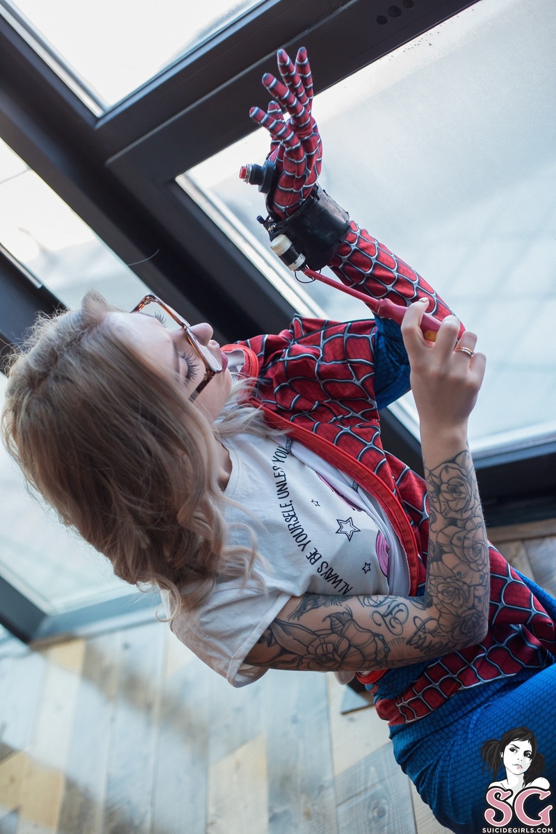 elisarose-stickystory-05.jpg