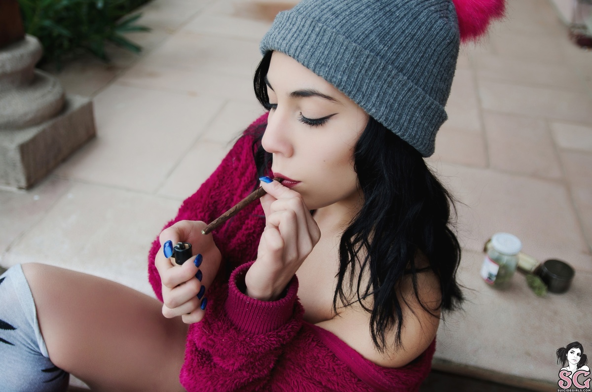 tangie-stairwaytopleasure-13.jpg