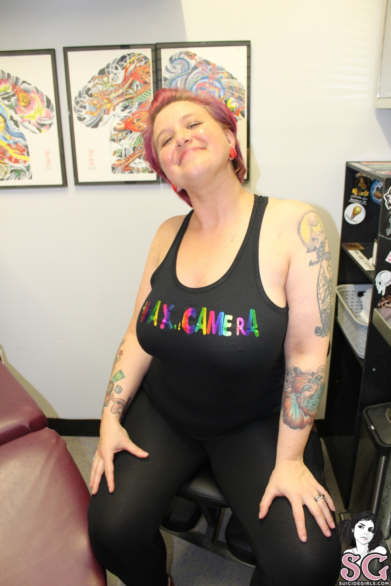bettybombshell79-tattoome-01.jpg